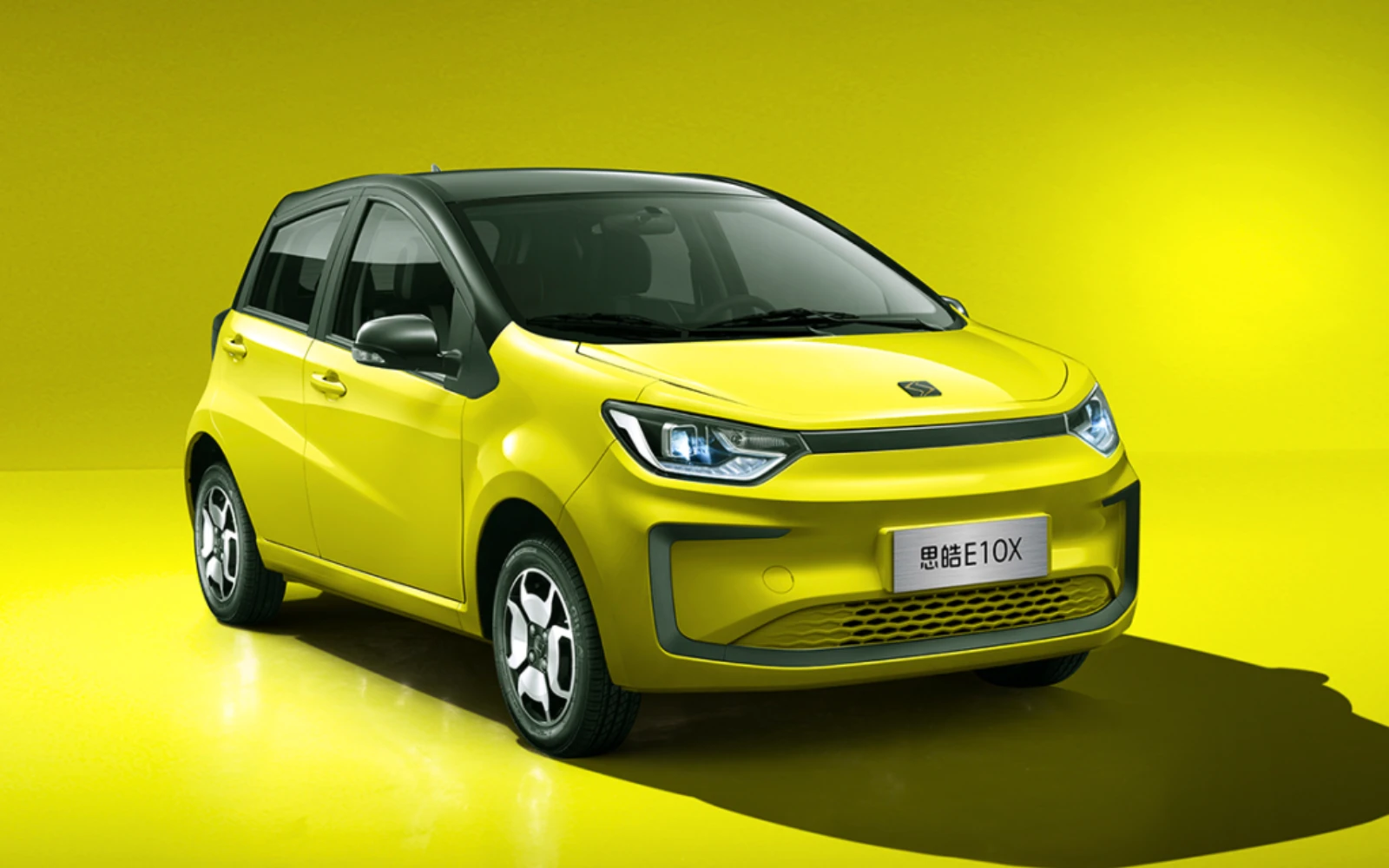 Hua-Xianzi-first-sodium-ion-battery-vehicle